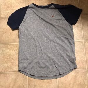 Men’s Hollister California crew neck
